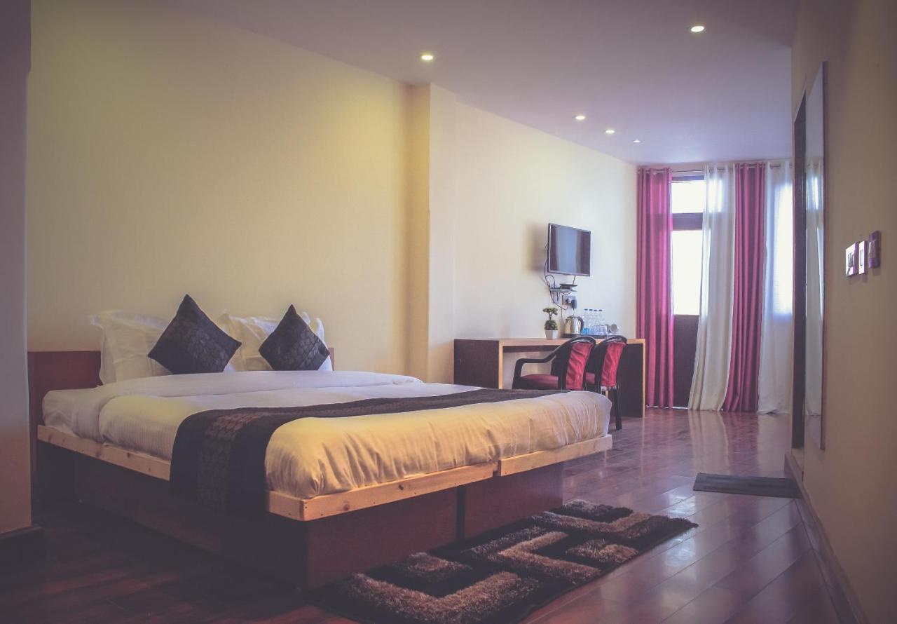 M Hotel And Restaurant McLeod Ganj Zewnętrze zdjęcie
